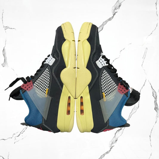 Jordan 4 Union Off Noir (De Uso) - Urban Utility