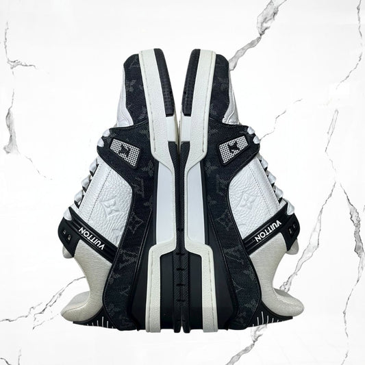 Louis Vuitton Trainer White Black Denim (De Uso) - Urban Utility