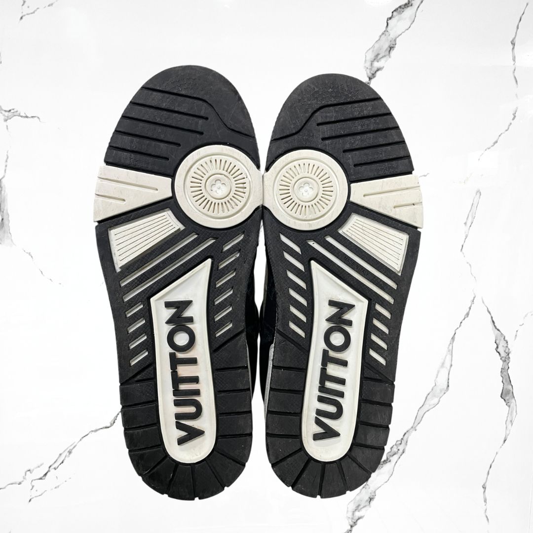 Louis Vuitton Trainer White Black Denim (De Uso) - Urban Utility