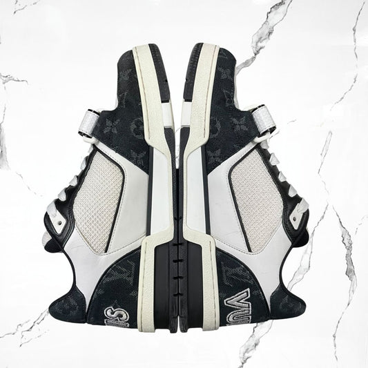 Louis Vuitton Trainer Velcro Strap Monogram Denim Black White (De Uso) - Urban Utility