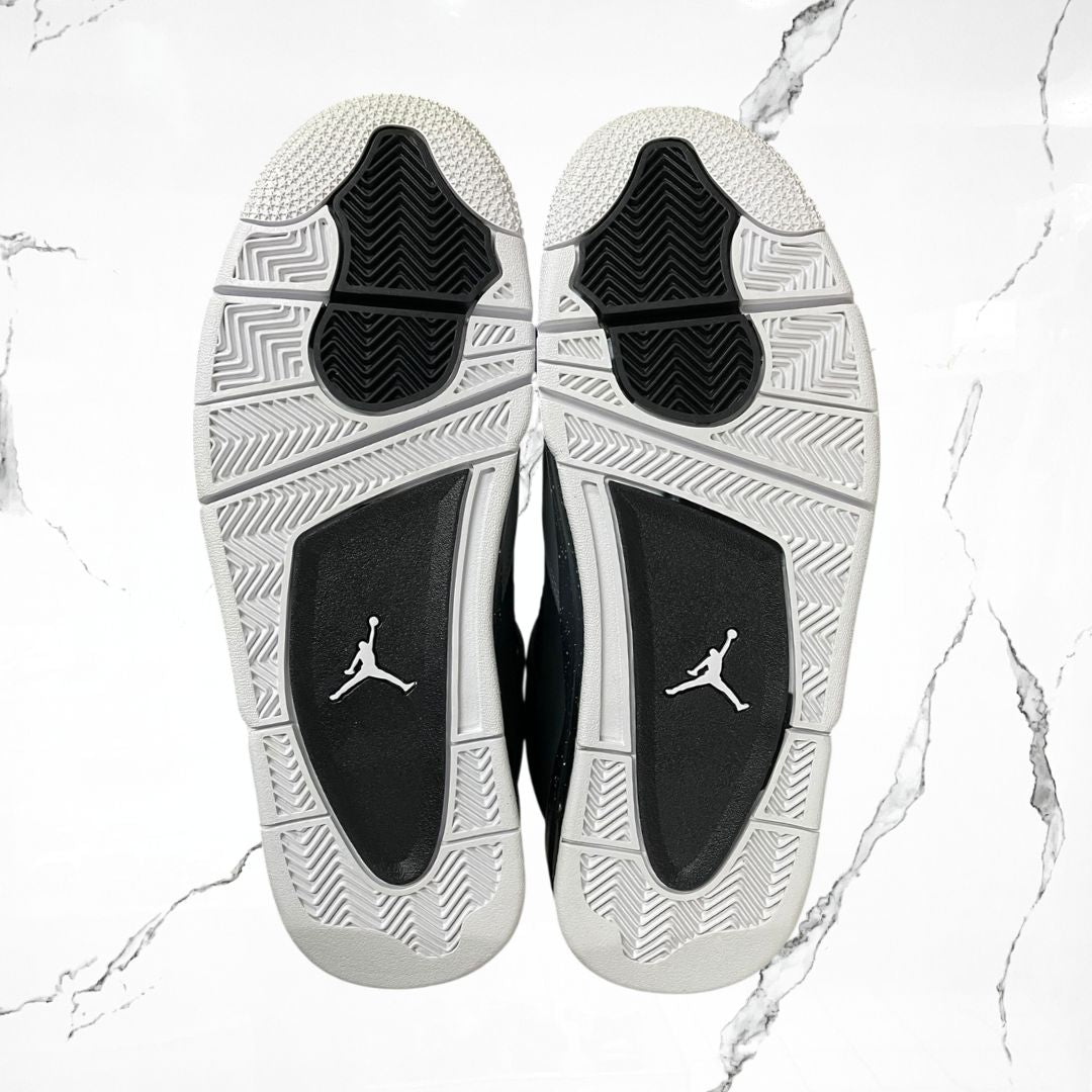 Jordan 4 Fear (2024) (De Uso)