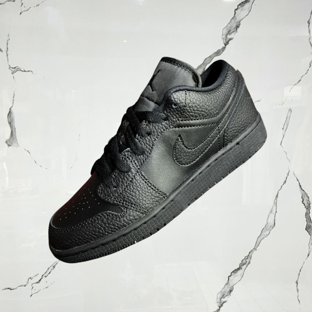 Jordan 1 Low Triple Black