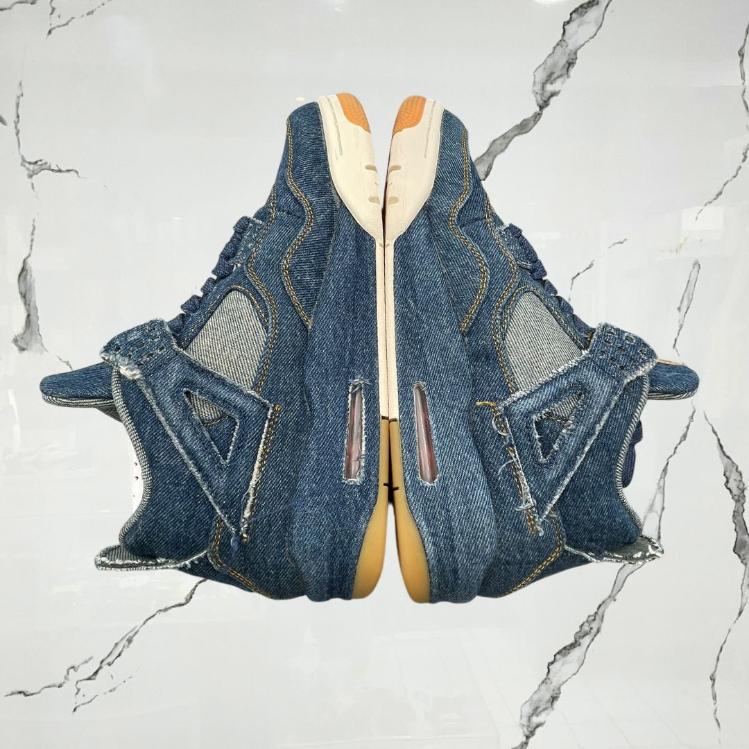 Jordan 4 x Levi's Denim Blue (De Uso) - Urban Utility