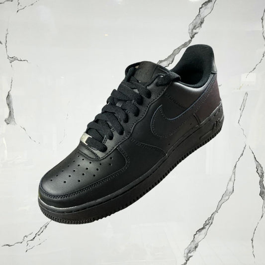 Air Force 1 Low Classic Black - Urban Utility