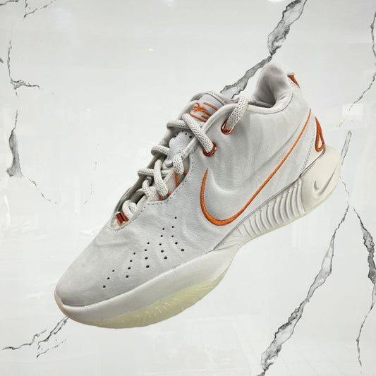 Lebron 21 Akoya (De Uso) - Urban Utility