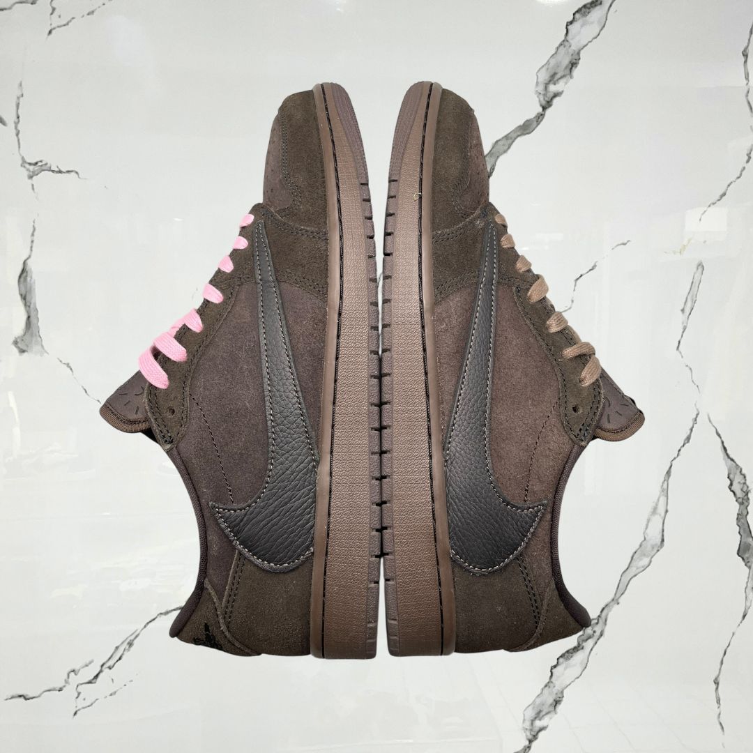 Jordan 1 Low OG Travis Scott Velvet Brown (De Uso) - Urban Utility