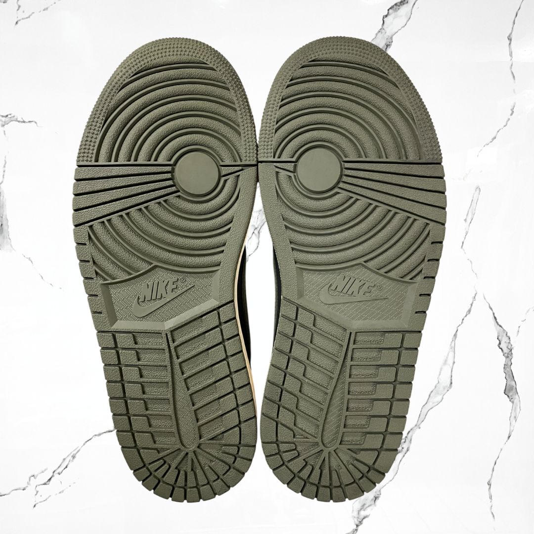 Jordan 1 Low OG Travis Scott Olive (W) (De Uso)