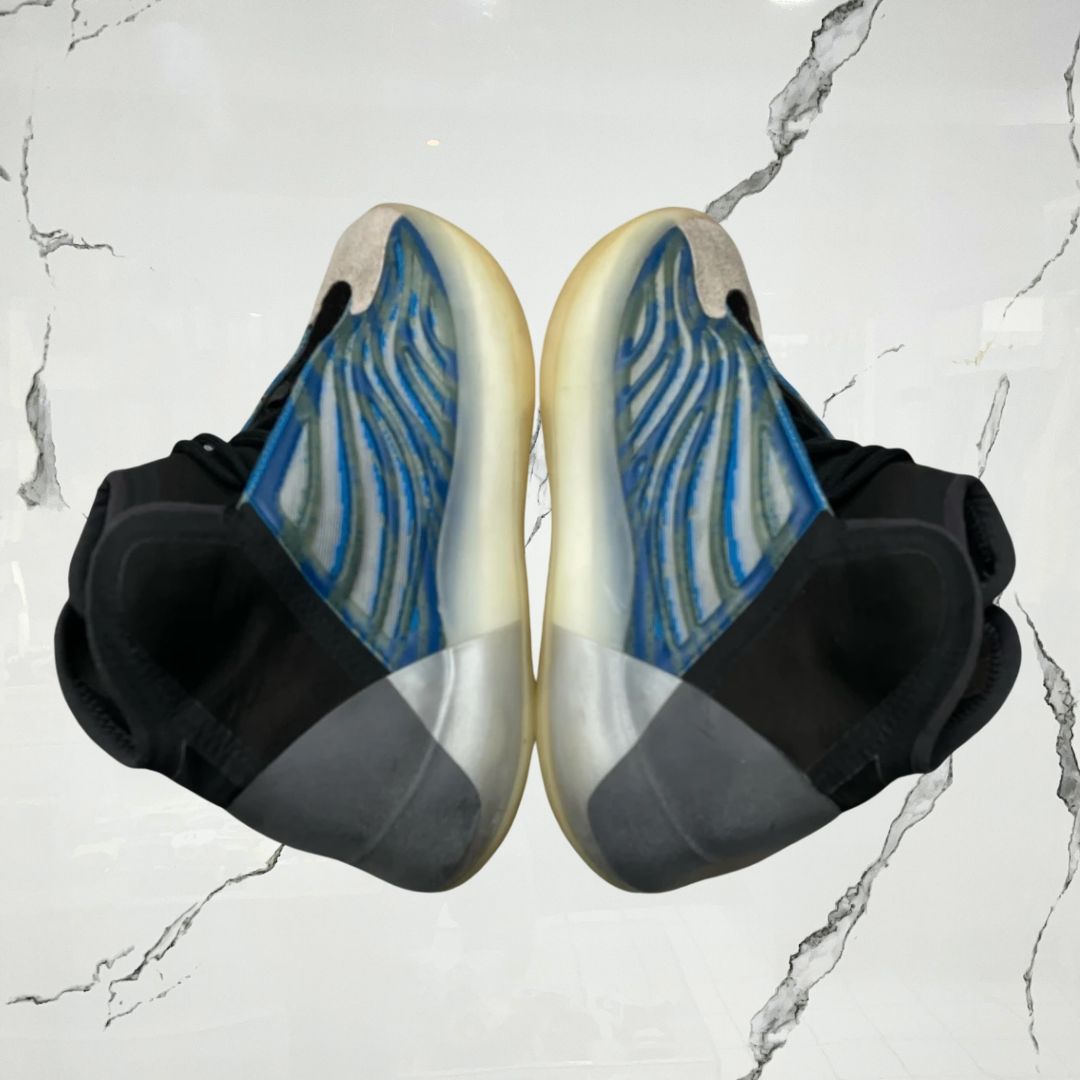 Yeezy QNTM BSKTBL Blue Ice (De Uso) - Urban Utility