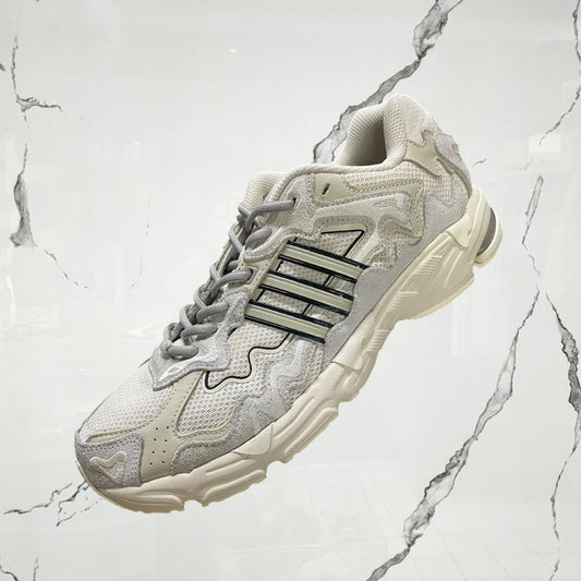Adidas Reponse CL Bad Bunny Wonder White (De Uso) - Urban Utility