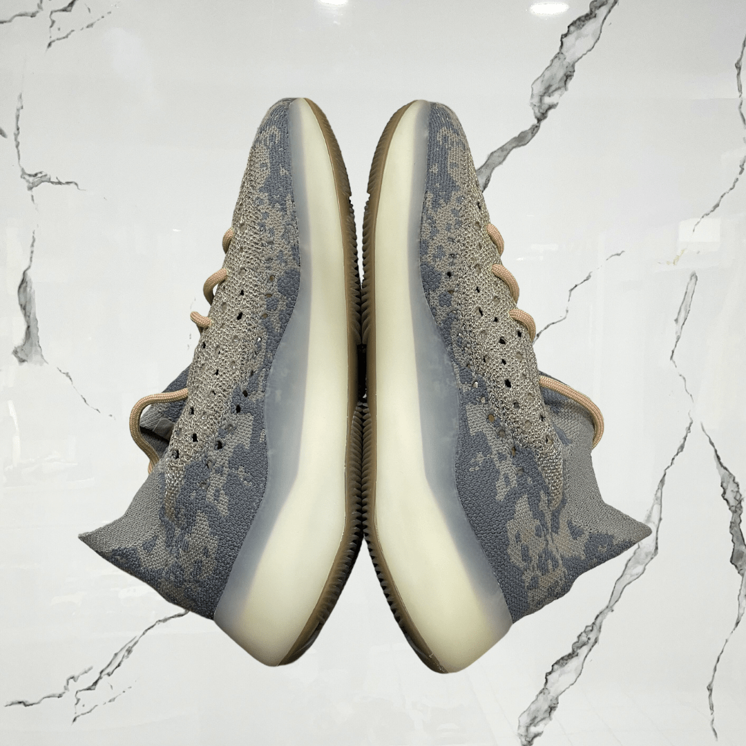Yeezy 380 Mist (De Uso) - Urban Utility