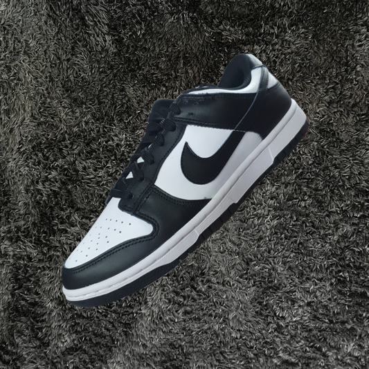 Dunk Low Panda