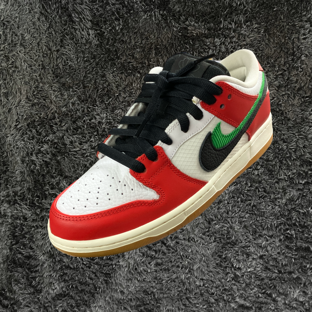 Dunk SB Low Frame Skate Habibi