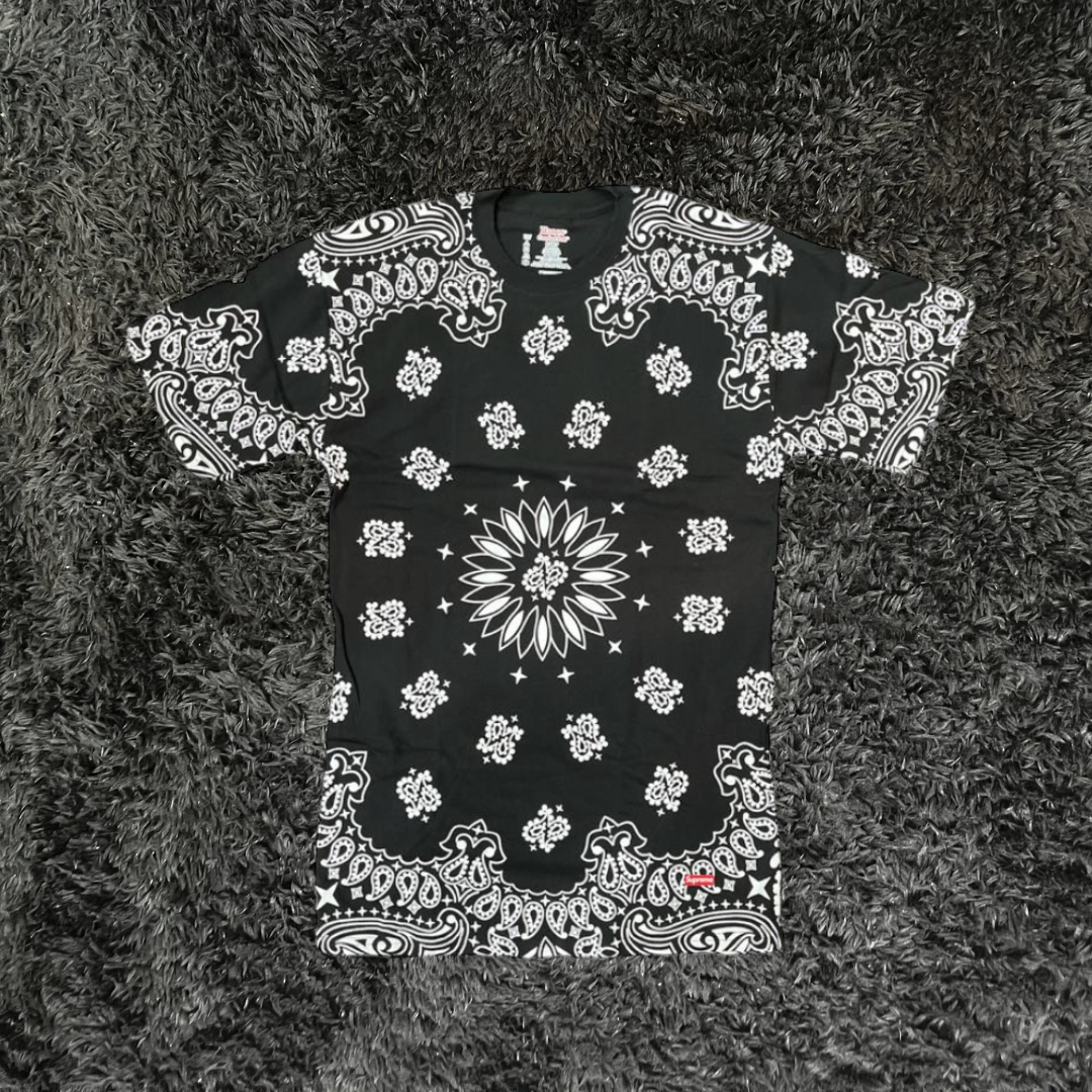 Supreme Hanes Bandana Black White T-shirt