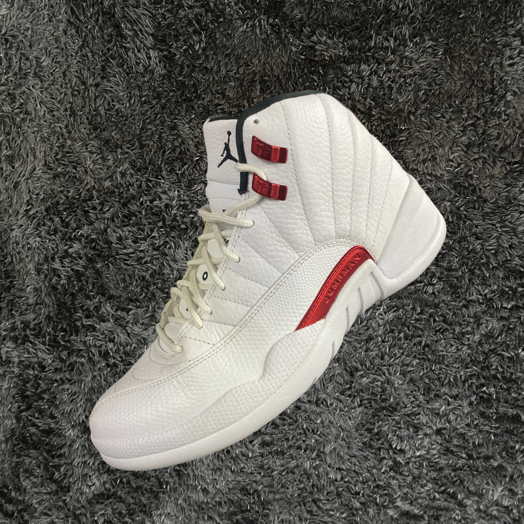 Jordan 12 Twist (De Uso)