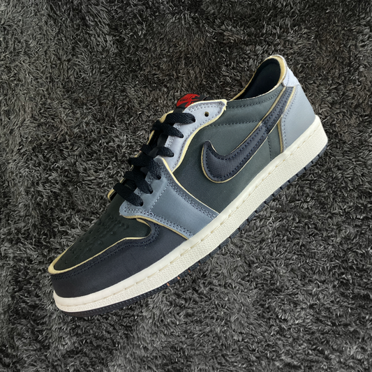 Jordan 1 Low OG Black Smoke Grey