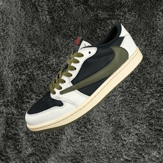 Jordan 1 Low Travis Scott Olive (De Uso) - Urban Utility