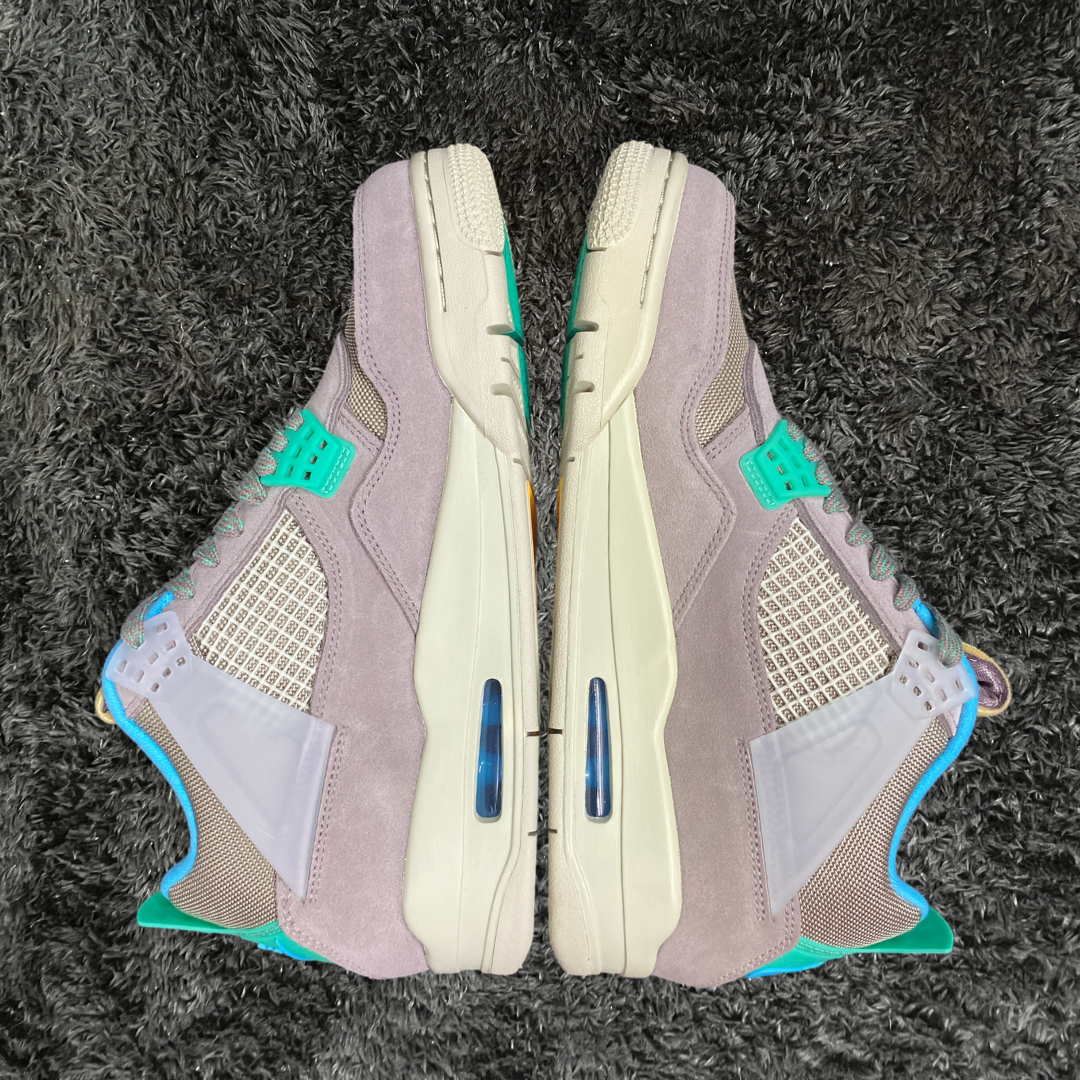 Jordan 4 Union Taupe Haze (De Uso)