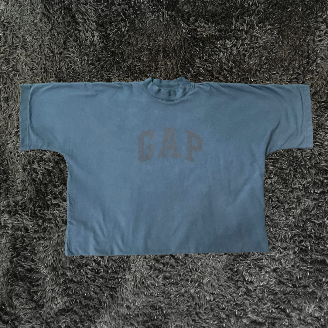 Yeezy x Gap Dove 3/4 T-shirt ( De Uso)