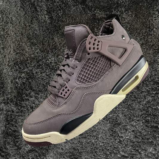 Jordan 4	A Ma Maniere Violet Ore (De Uso)