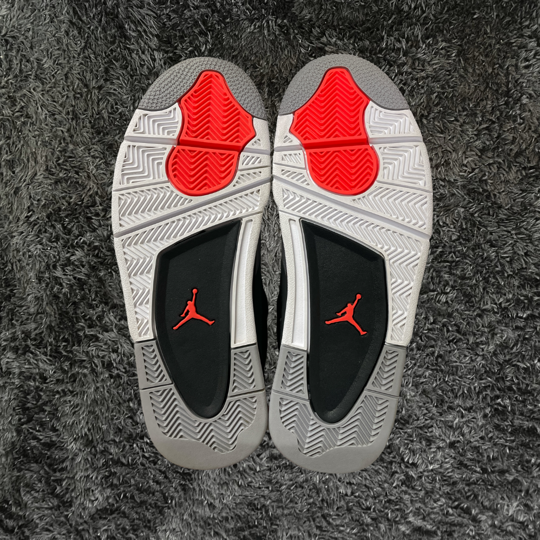 Jordan 4	Infrared (De Uso)