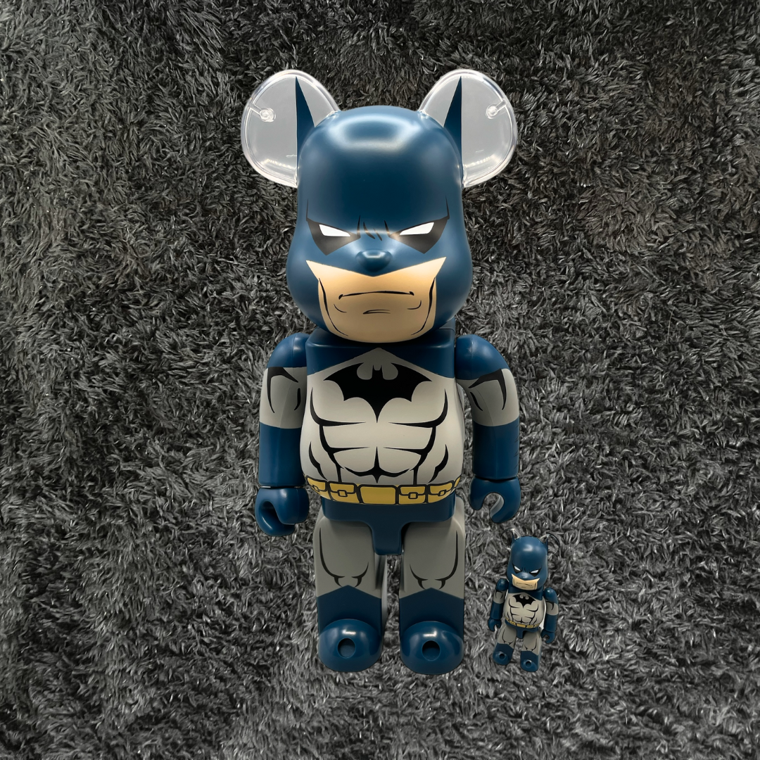 100% 400%	Batman Hush Bearbrick