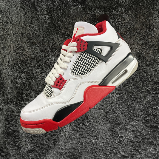 Jordan 4 Fire Red (De Uso)