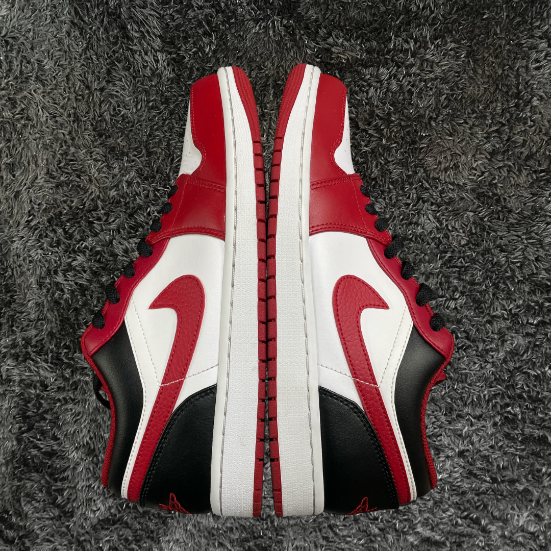 Jordan 1 Low	Bulls (De Uso)