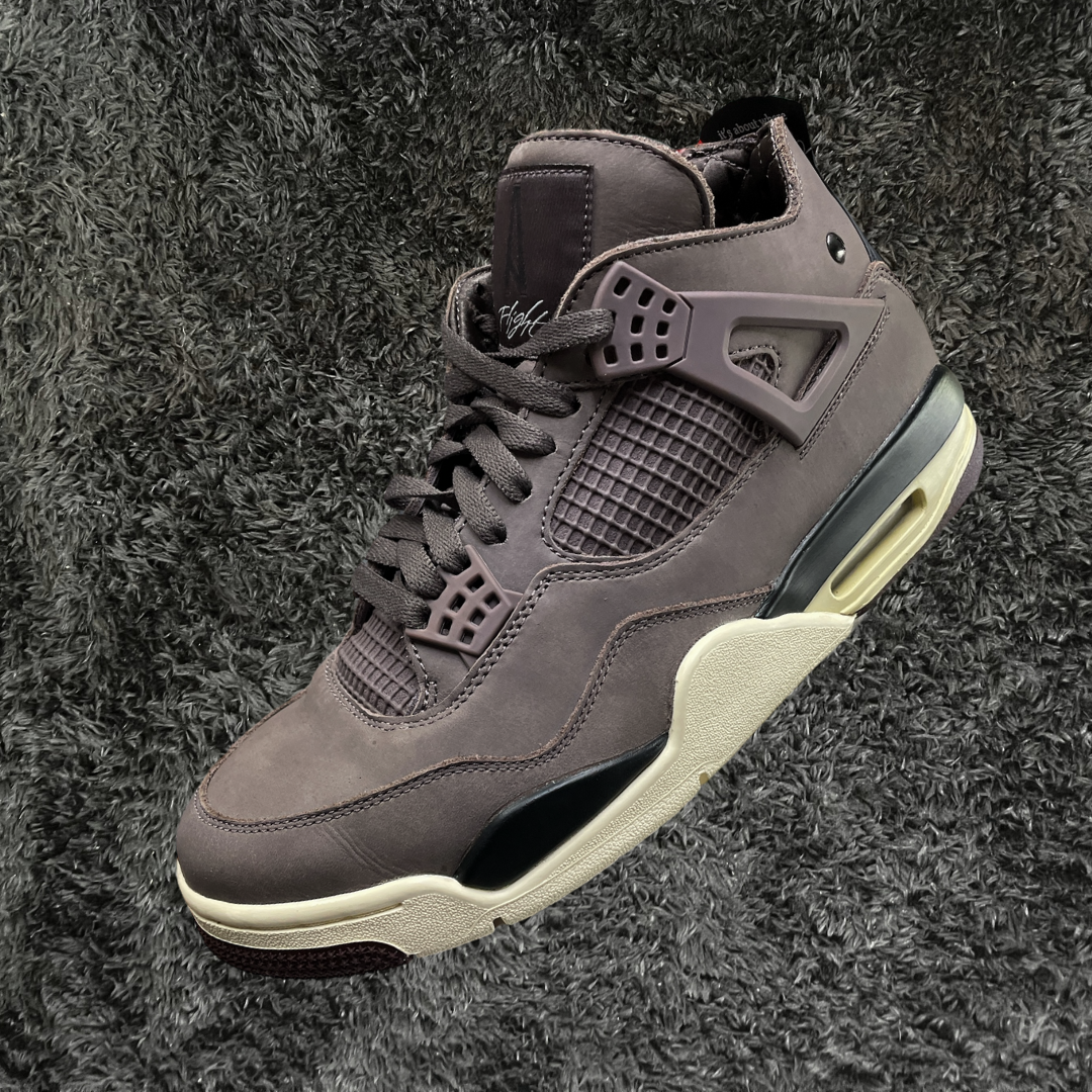 Jordan 4	A Ma Maniere Violet Ore (De Uso)