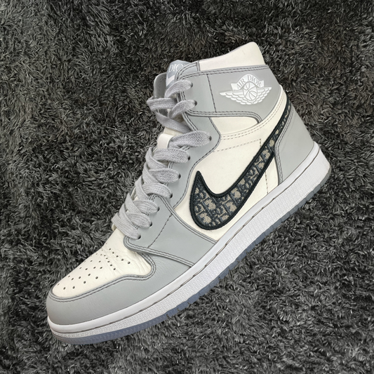 Jordan 1 High Dior (De Uso)