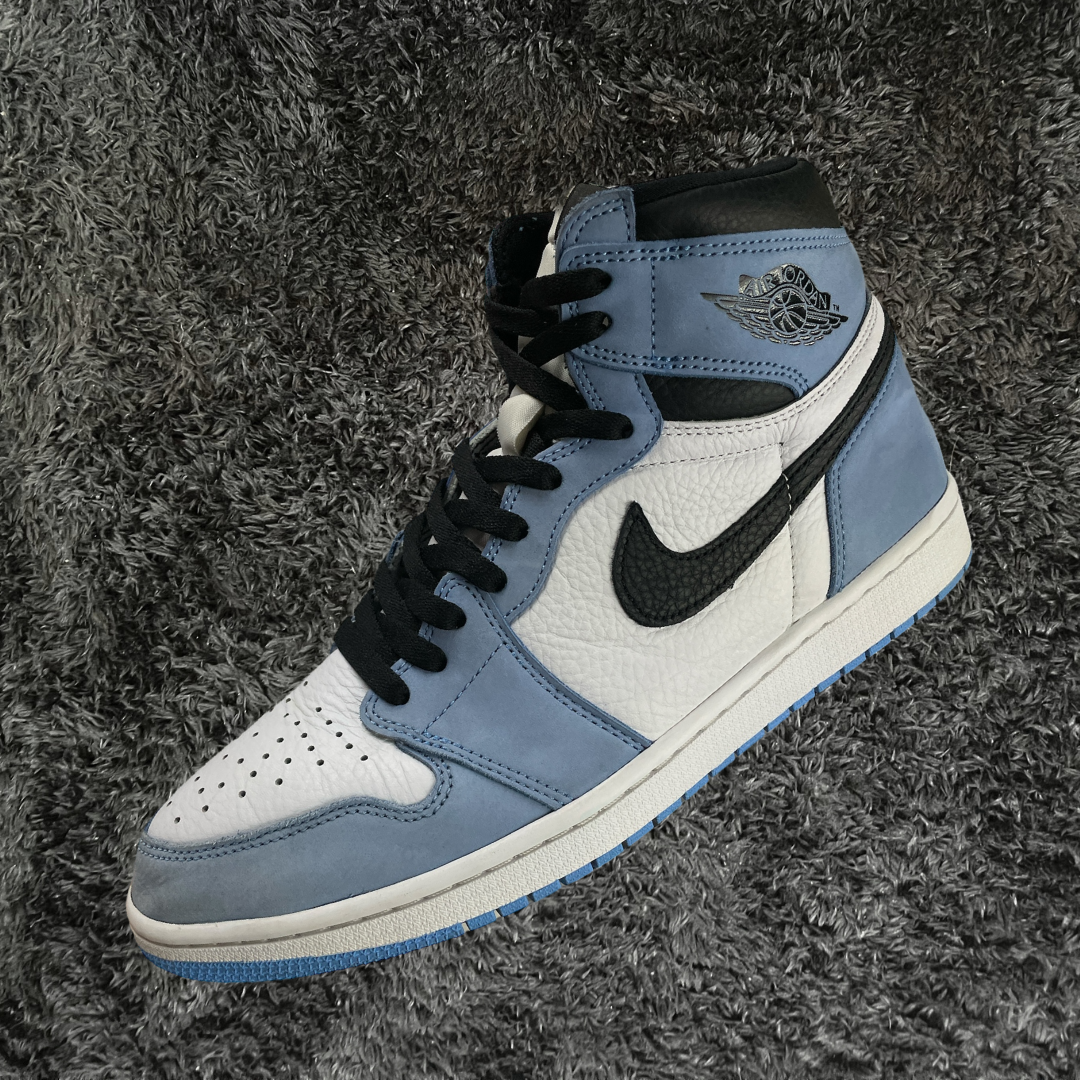 Jordan 1 High University Blue (De Uso)