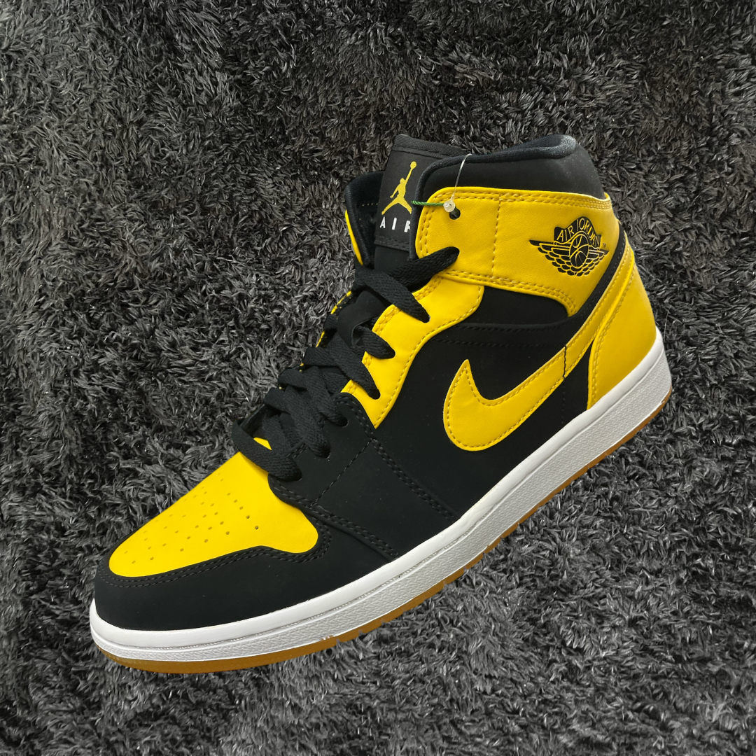 Jordan 1 Mid	New Love (2017)