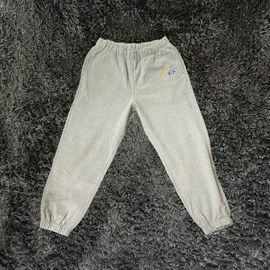 Uniqlo  Kaws x Warhol Banana Grey Pants