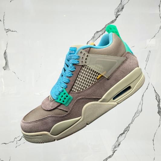 Jordan 4 Union Taupe Haze (De Uso)