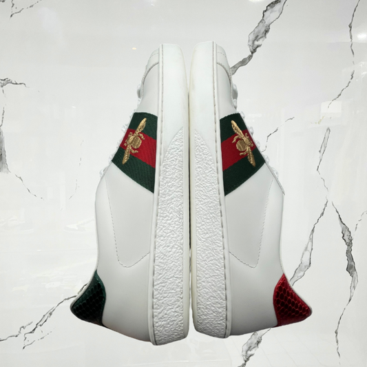 Gucci Low Ace Bee (De Uso)