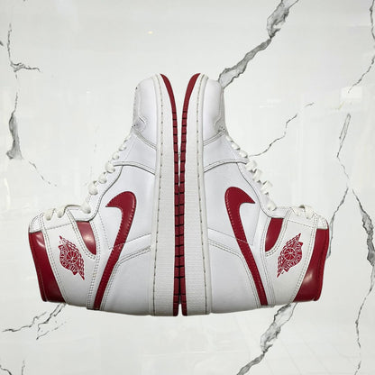 Jordan 1 High OG Metallic Red (2017) (De Uso) - Urban Utility