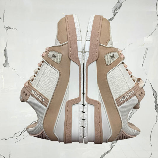 Louis Vuitton	Sneaker	Trainer Pink (W) (De Uso)