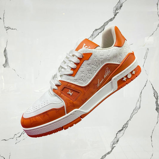 Louis Vuitton Trainer White Orange Monogram (De Uso)