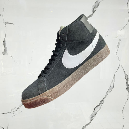 SB Zoom Blazer Mid Black White Dark Gum - Urban Utility