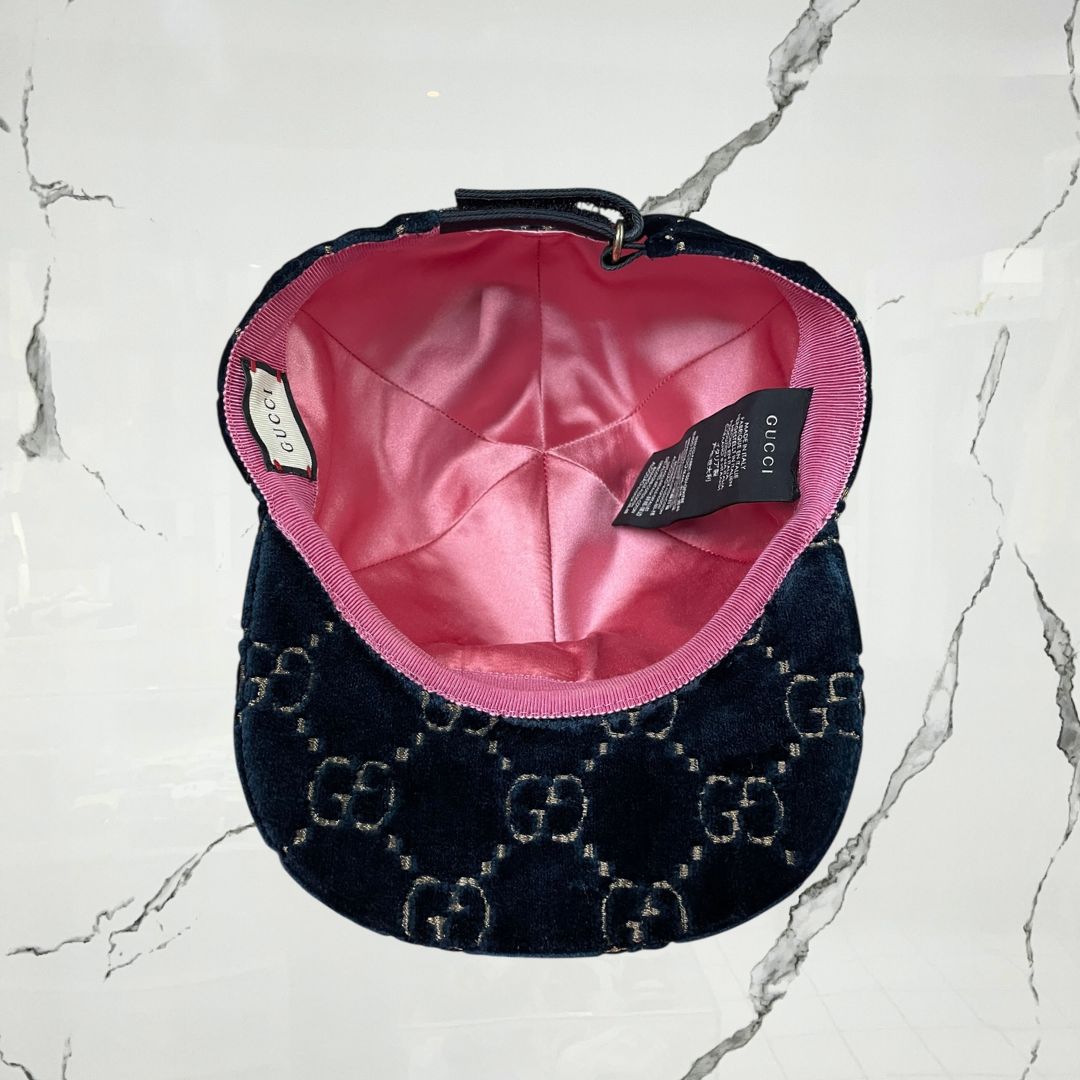 Gucci Velvet Navy Blue Monogram Cap (De Uso) - Urban Utility