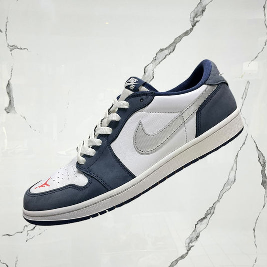 Jordan 1 Low SB Midnight Navy (De Uso) - Urban Utility