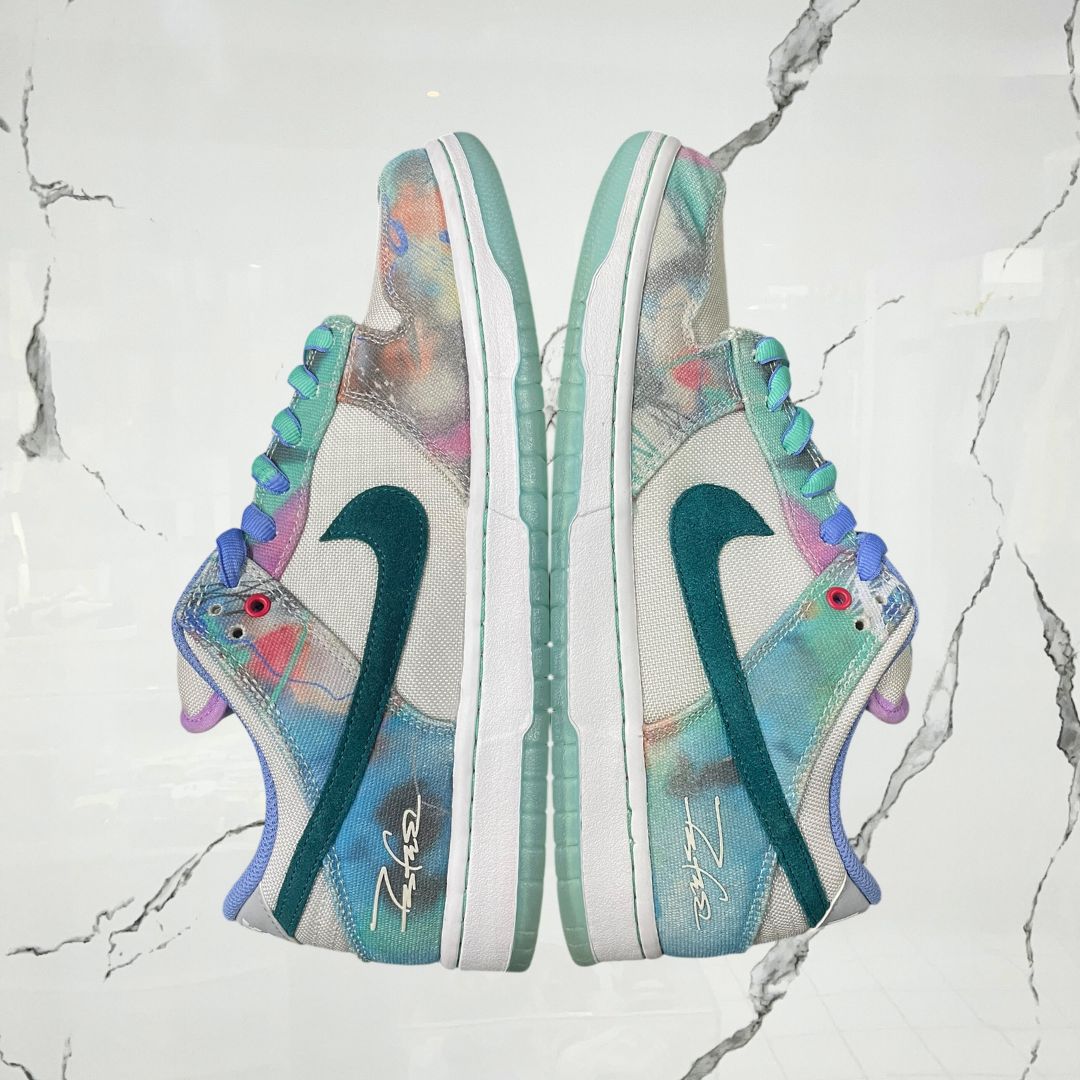 Dunk SB Low Futura Laboratories Bleached Aqua (De Uso) - Urban Utility