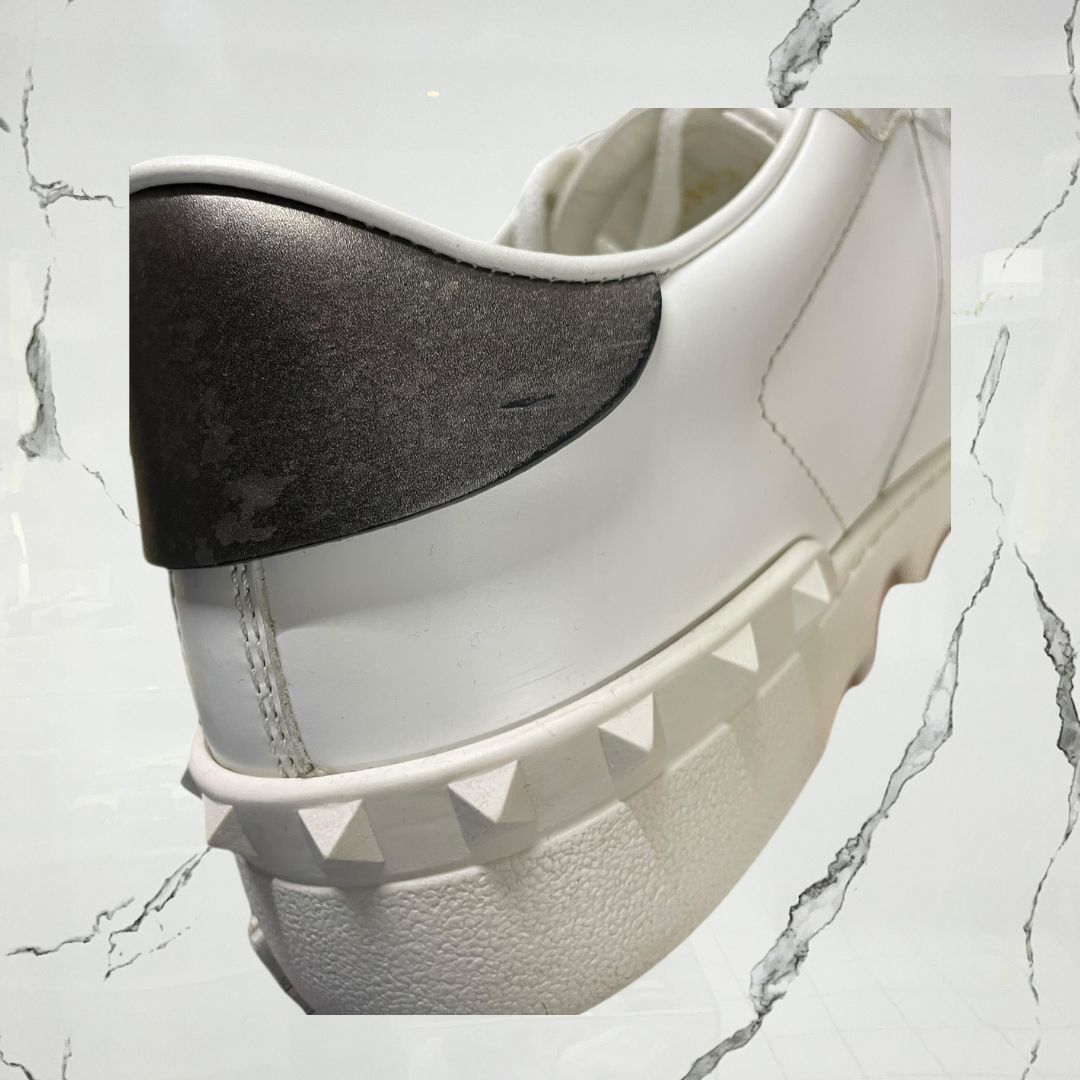 Valentino Garavani OpenVLTN Logo White Black Bronze (De Uso) - Urban Utility