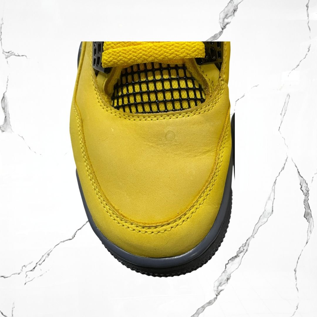 Jordan 4 Lightning (De Uso) - Urban Utility