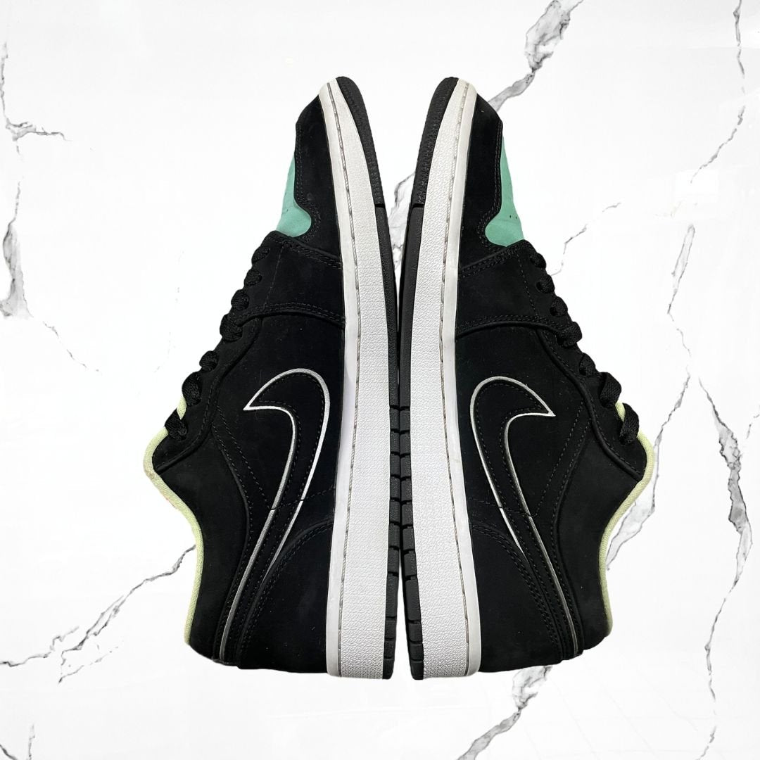 Jordan 1 Low Black Aurora Green Laser Orange (De Uso) - Urban Utility