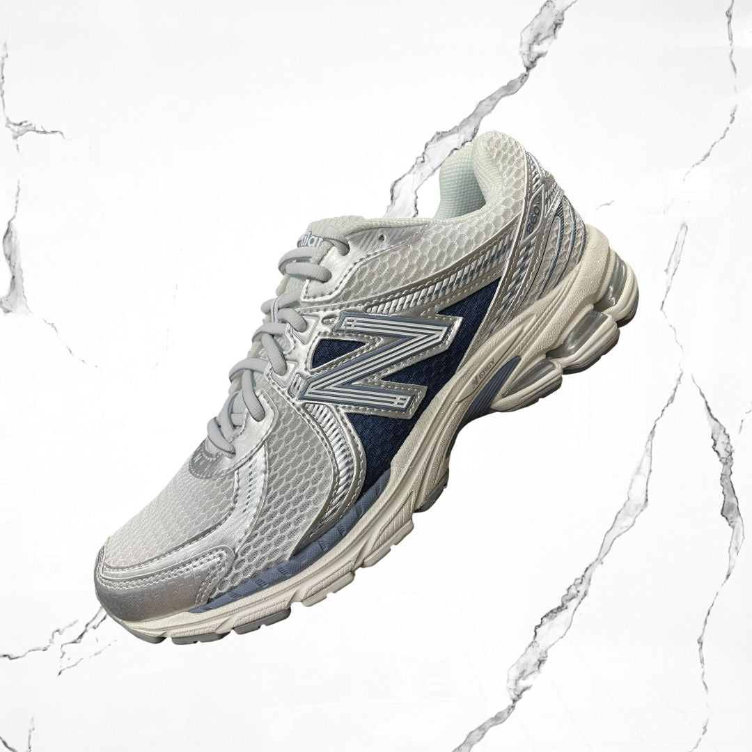 New Balance 860 V2 Vintage Indigo - Urban Utility