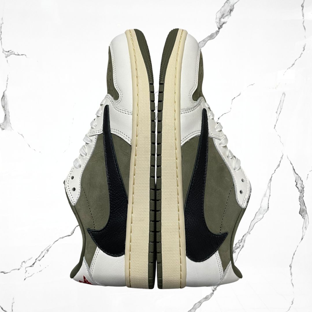 Jordan 1 Low OG Travis Scott Medium Olive (De Uso) - Urban Utility