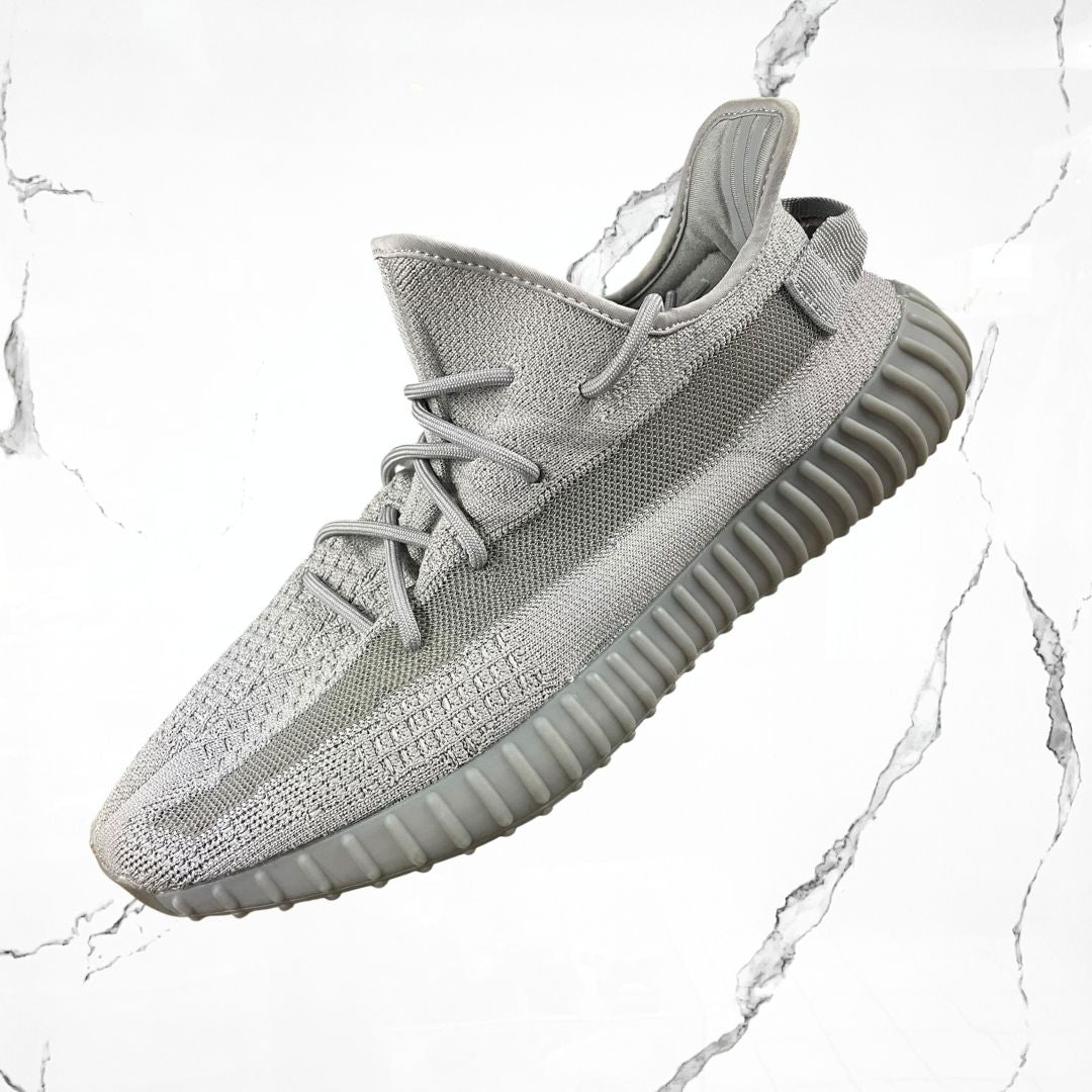Yeezy Boost 350 V2 Steel Grey (De Uso) - Urban Utility
