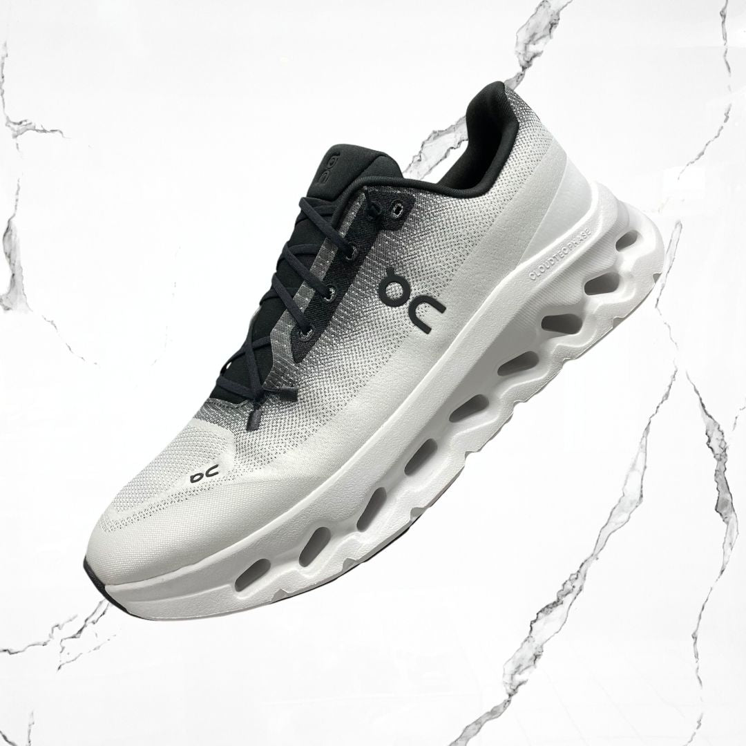 On Cloud On Running Cloudtilt Black Ivory - Urban Utility