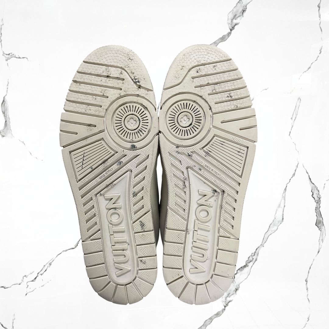Louis Vuitton Trainer Beige (De Uso) - Urban Utility