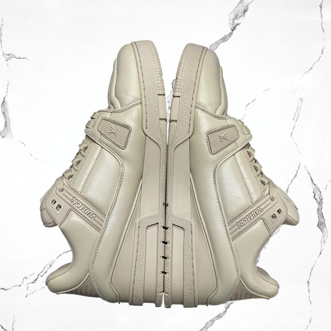 Louis Vuitton Trainer Beige (De Uso) - Urban Utility